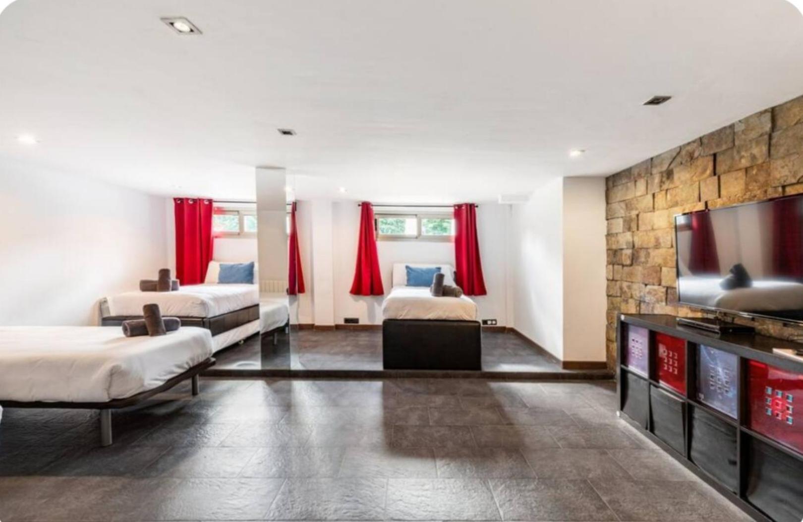 Villa La Roca Madrid グアダラマ エクステリア 写真